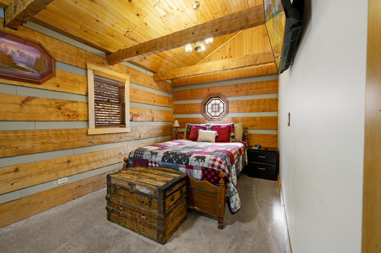 The Robins Nest With Hot Tub Pigeon Forge Exterior foto