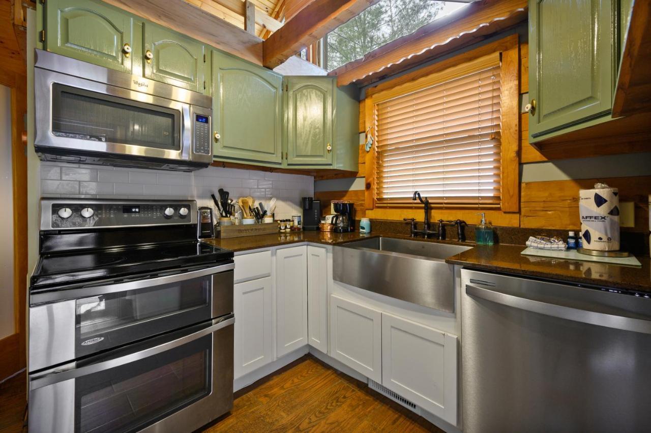 The Robins Nest With Hot Tub Pigeon Forge Exterior foto