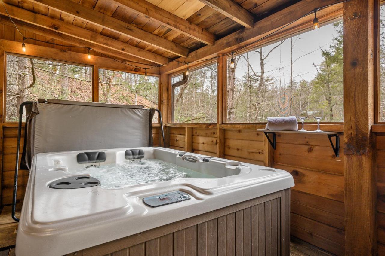 The Robins Nest With Hot Tub Pigeon Forge Exterior foto